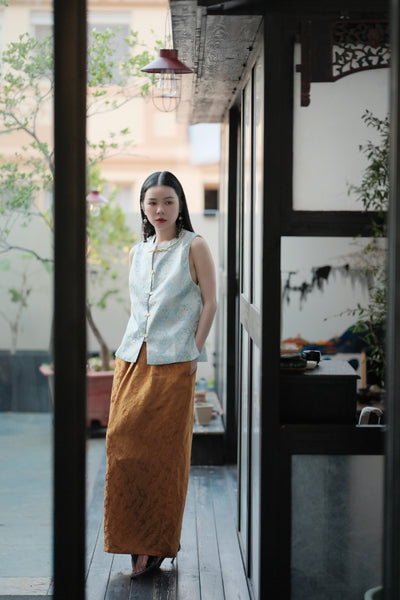 Moon White New Chinese Vest