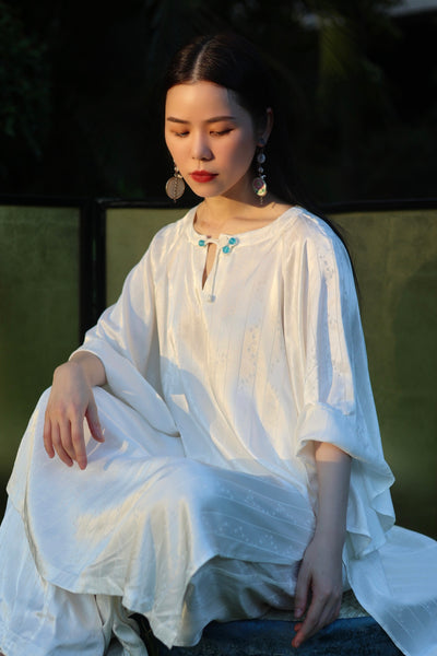 Long shirt suit